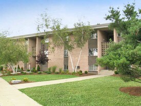 Warren Wood in Ithaca, NY - Building Photo