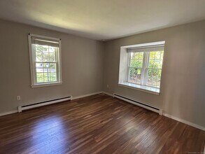 10 Falls River Cir in Essex, CT - Building Photo - Building Photo
