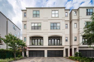 2905 Bering Dr in Houston, TX - Building Photo