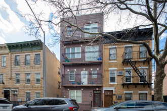 1348 44th St in Brooklyn, NY - Building Photo - Building Photo