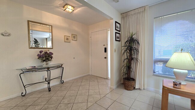 403 SE 33rd Terrace in Cape Coral, FL - Building Photo - Building Photo