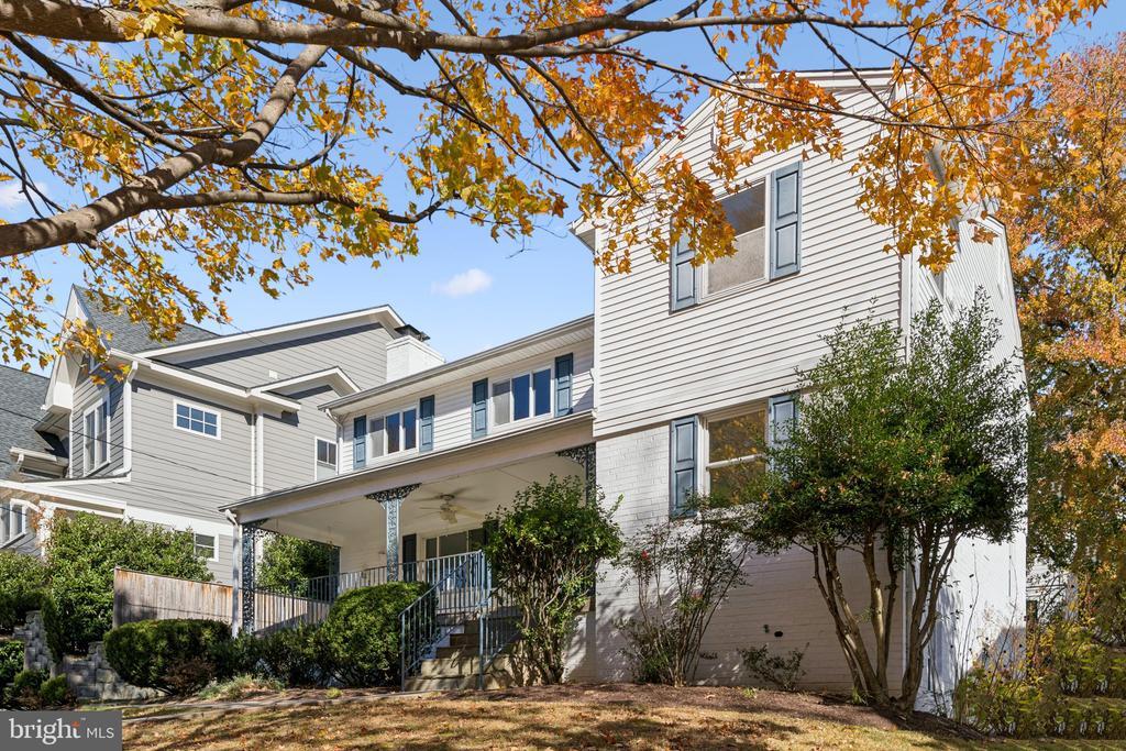 5203 Nahant St in Bethesda, MD - Building Photo