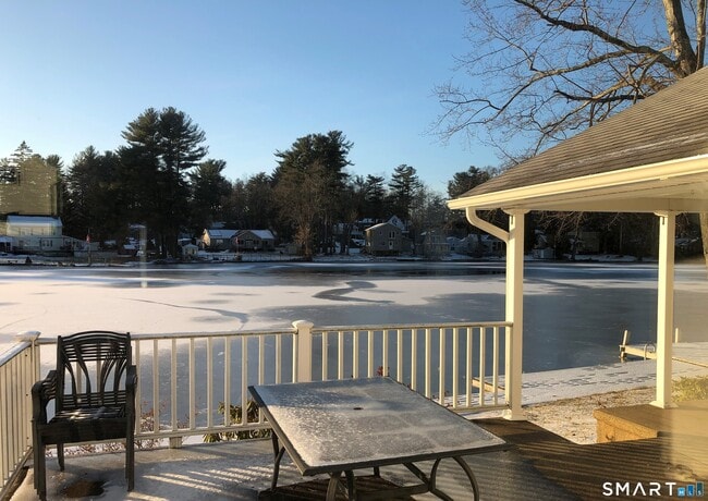 63 Cottage Rd in Enfield, CT - Building Photo - Building Photo