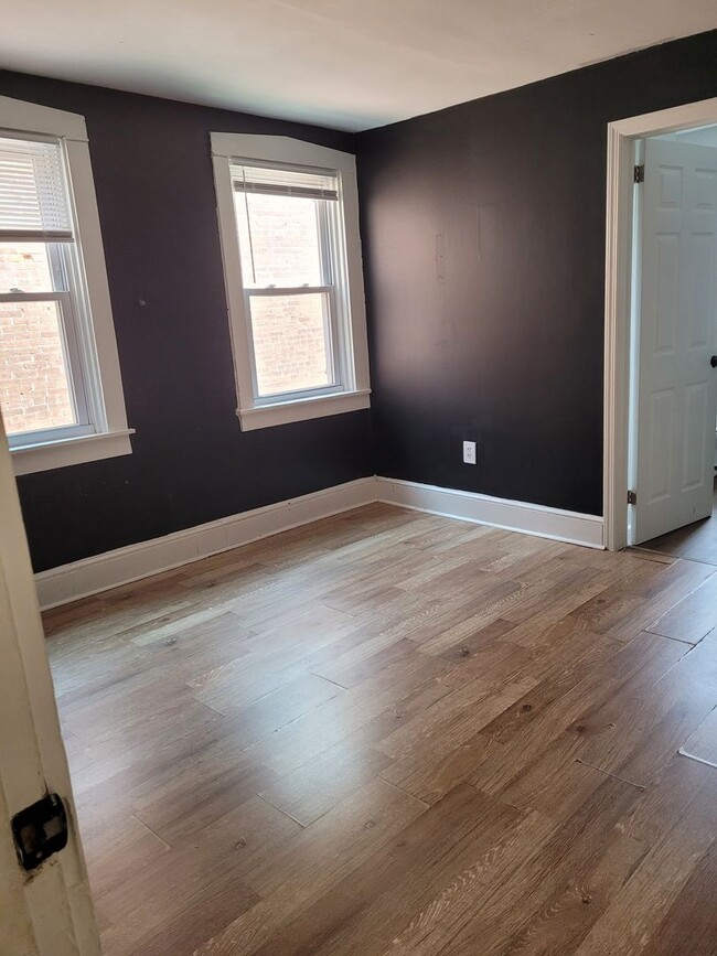 property at 422 W Orange St