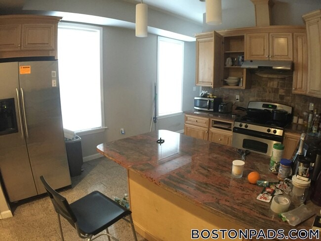 45 Allston St, Unit 1 in Boston, MA - Building Photo - Building Photo