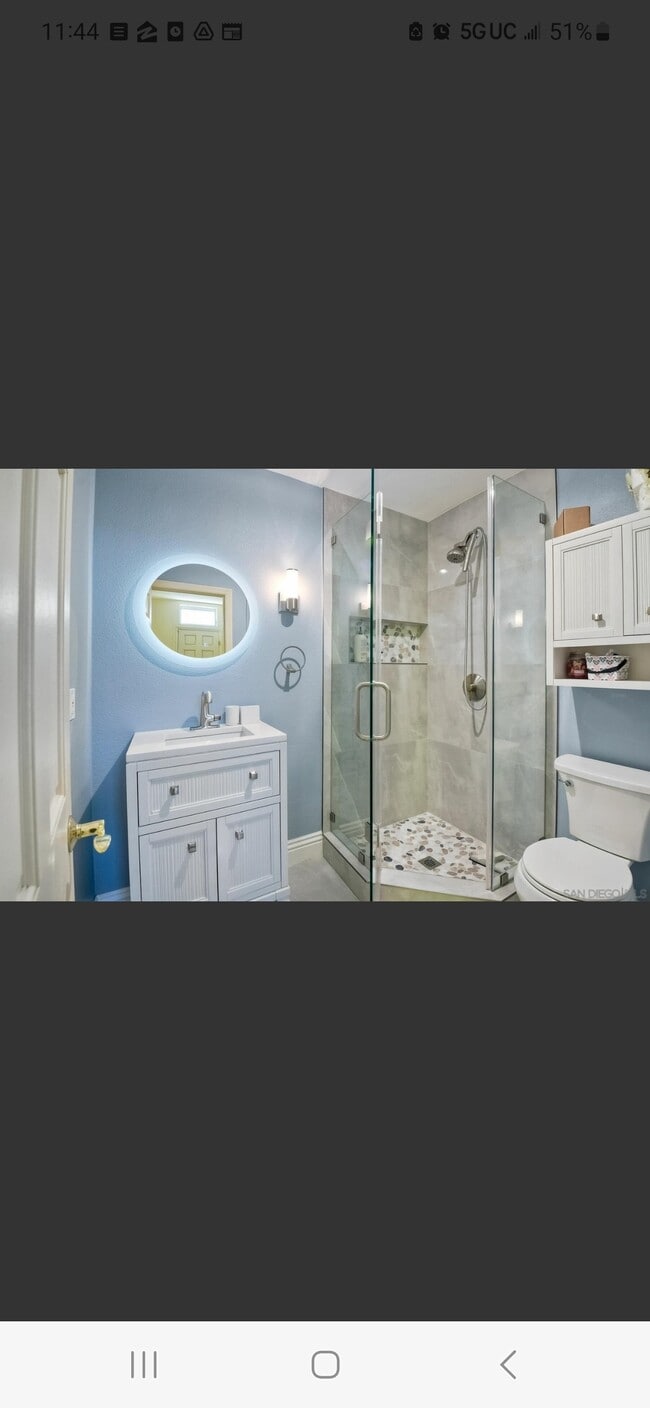 11215 Almazon St, Unit 1 in San Diego, CA - Foto de edificio - Building Photo