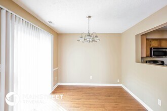 2279 Salem Park Dr in Indianapolis, IN - Building Photo - Building Photo