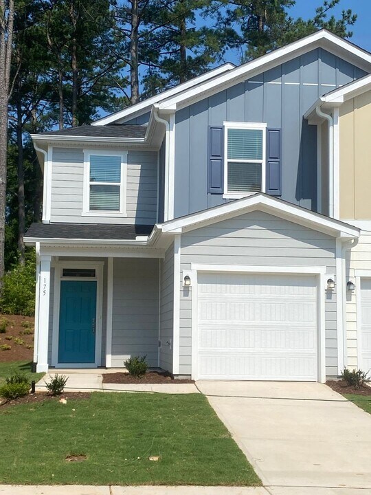 175 Parker Ln in Mebane, NC - Building Photo