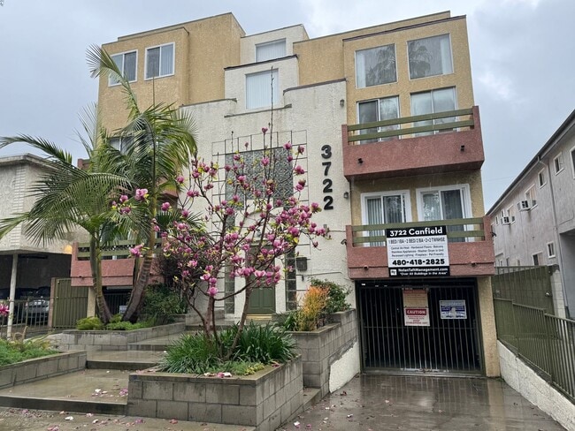property at 3722 S Canfield Ave