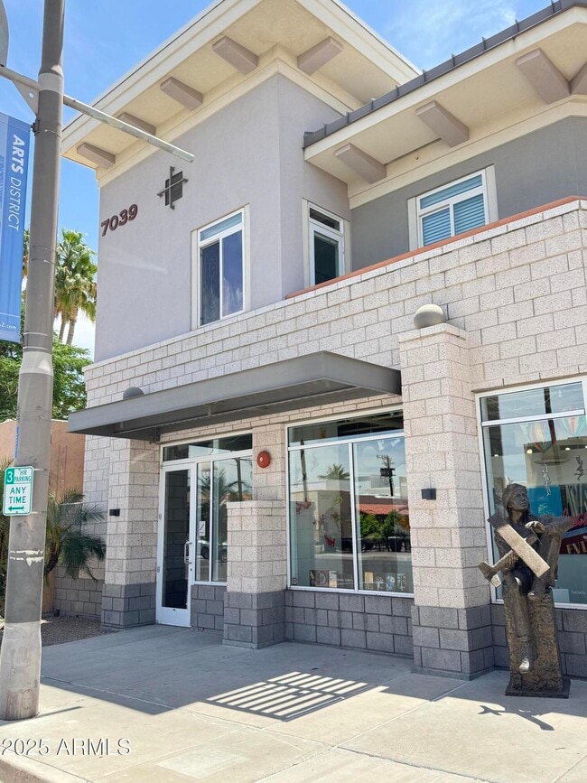 7039 E Main St in Scottsdale, AZ - Building Photo - Building Photo