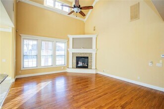 4003 SW Banbury Dr in Bentonville, AR - Foto de edificio - Building Photo