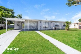 990 Badger Dr NE in Palm Bay, FL - Building Photo