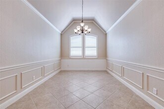 15600 Fire Creek Ln in Fort Worth, TX - Foto de edificio - Building Photo