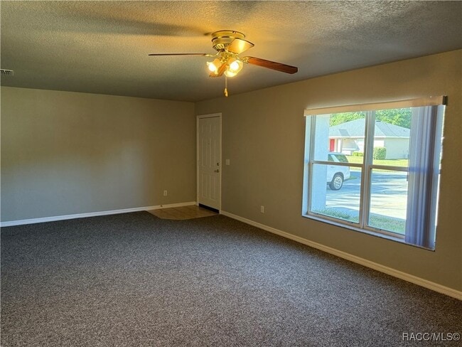 1153 N Lion Cub Point, Unit 5 in Lecanto, FL - Building Photo - Building Photo