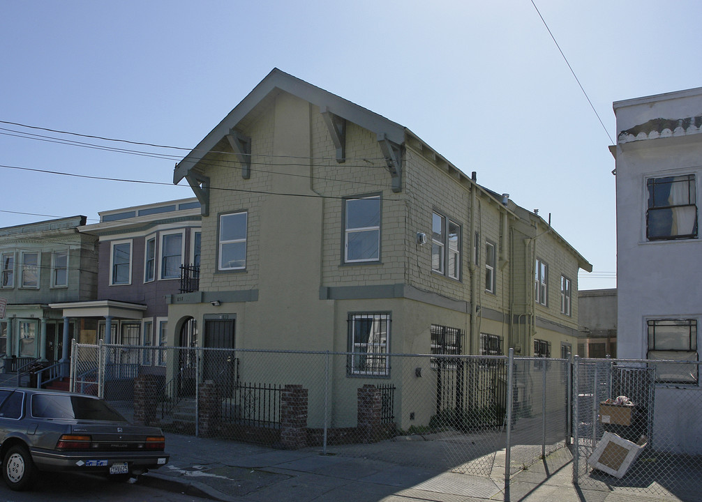 857-859 Mead Ave in Oakland, CA - Foto de edificio