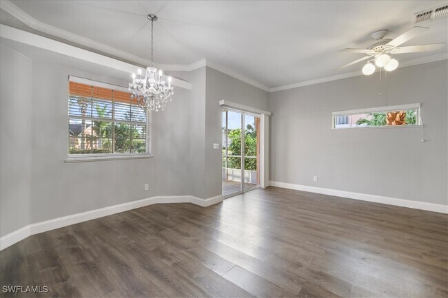 20012 Lake Vista Cir N