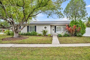 2862 Kings Deer Rd in Winter Park, FL - Building Photo