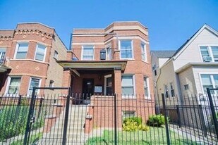 4421 N Kimball Ave in Chicago, IL - Building Photo