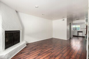 3501 N 64th St in Scottsdale, AZ - Building Photo