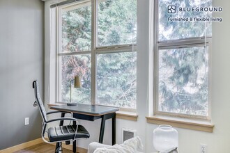 3920 Stone Way N in Seattle, WA - Foto de edificio - Building Photo