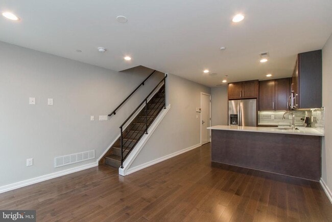 908 S 21st St in Philadelphia, PA - Building Photo - Building Photo