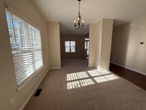 201 Holmby Ct in Holly Springs, NC - Building Photo - Building Photo