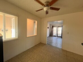 1380 Elaine Dr in Hanford, CA - Building Photo - Building Photo