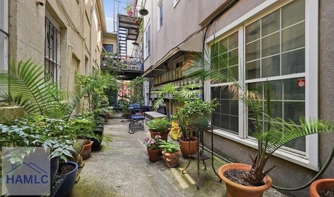 property at 219 Abercorn St