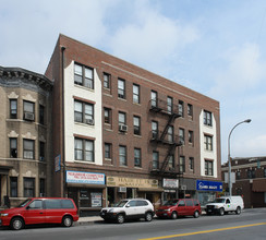 6 Webster Ave in New Rochelle, NY - Building Photo - Building Photo