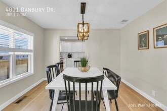 4011 Danbury Dr in Champaign, IL - Foto de edificio - Building Photo