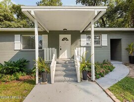 2833 Emily Ln in Jacksonville, FL - Building Photo