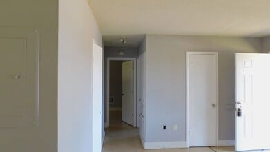 717 Richardson St in Kinston, AL - Building Photo - Building Photo