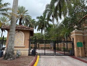 4828 N State Rd 7 in Coral Springs, FL - Building Photo - Building Photo