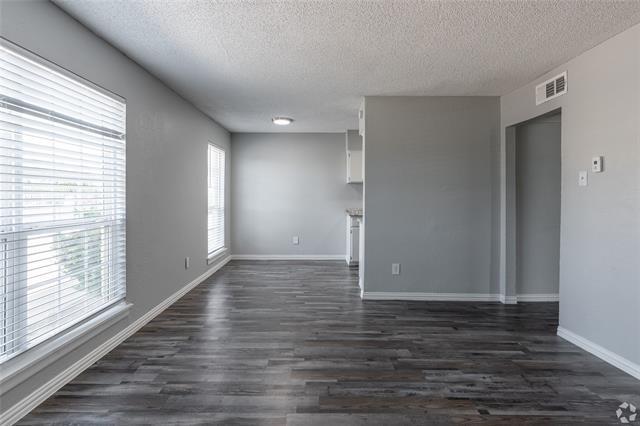 property at 2728 N Buckner Blvd
