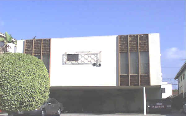 1428 S Bedford St in Los Angeles, CA - Building Photo