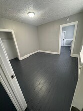 1718 S Elm St in Muncie, IN - Building Photo - Building Photo