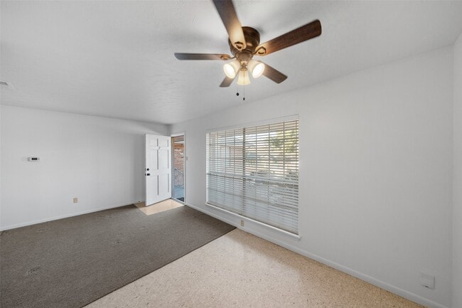 926 E 14th St in Houston, TX - Building Photo - Building Photo