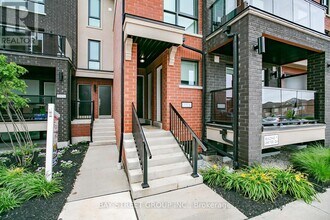 100 Dufay Rd in Brampton, ON - Building Photo - Building Photo