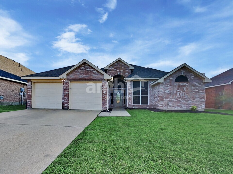 153 Magnolia Ln in Rockwall, TX - Building Photo