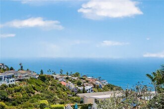 855 Santa Ana St in Laguna Beach, CA - Building Photo - Building Photo
