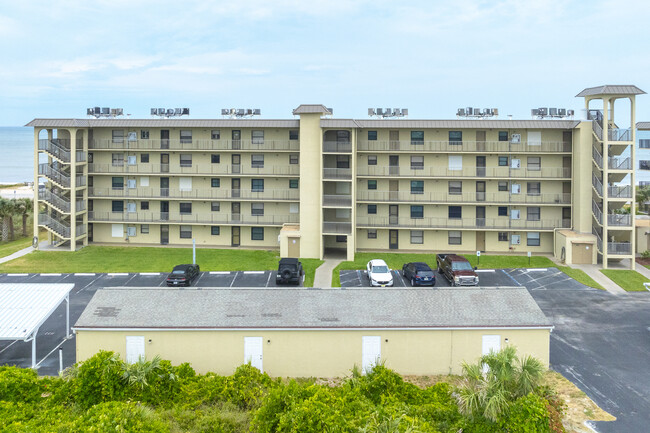 SeaBridge North Condominiums in Ormond Beach, FL - Building Photo - Building Photo