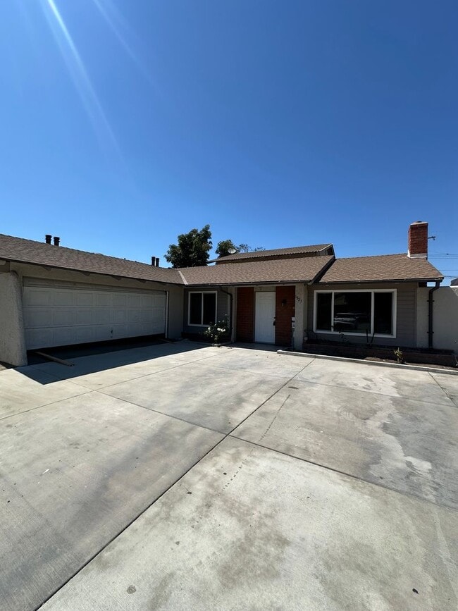 property at 1823 E Coral Ave