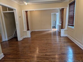 56 Demarest Ave in West Nyack, NY - Building Photo - Building Photo