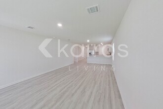 14226 Ruffian Ave in Denham Springs, LA - Building Photo - Building Photo