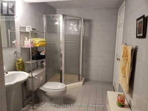 27 Hiram Rd in Richmond Hill, ON - Building Photo - Building Photo