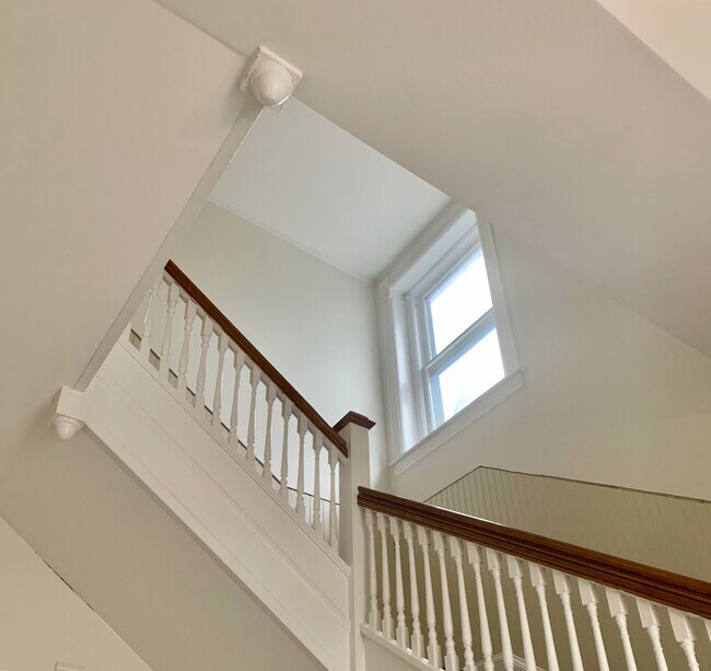 402 S Loudoun St, Unit Apt 6 in Winchester, VA - Building Photo - Building Photo