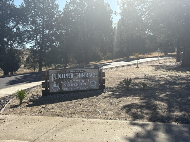 property at 800 Jasper Pl