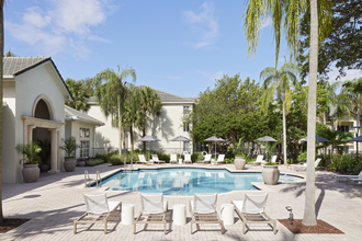 New River Cove Apartments in Davie, FL - Foto de edificio - Building Photo