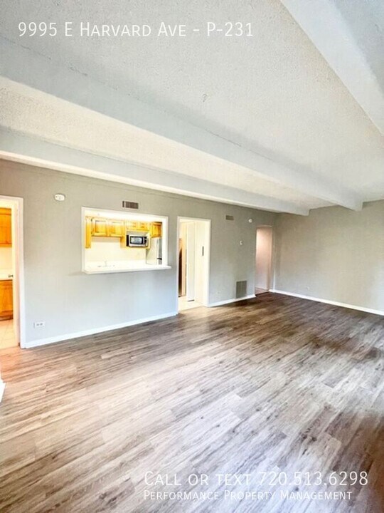 9995 E Harvard Ave in Denver, CO - Building Photo