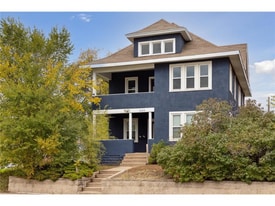 1629 St Anthony Ave in St. Paul, MN - Building Photo